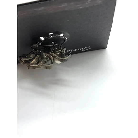Vintage Halloween SPIDER FAUX PEARL Silver Tone Enamel Darlene Group Pin Brooch - Picture 5 of 5